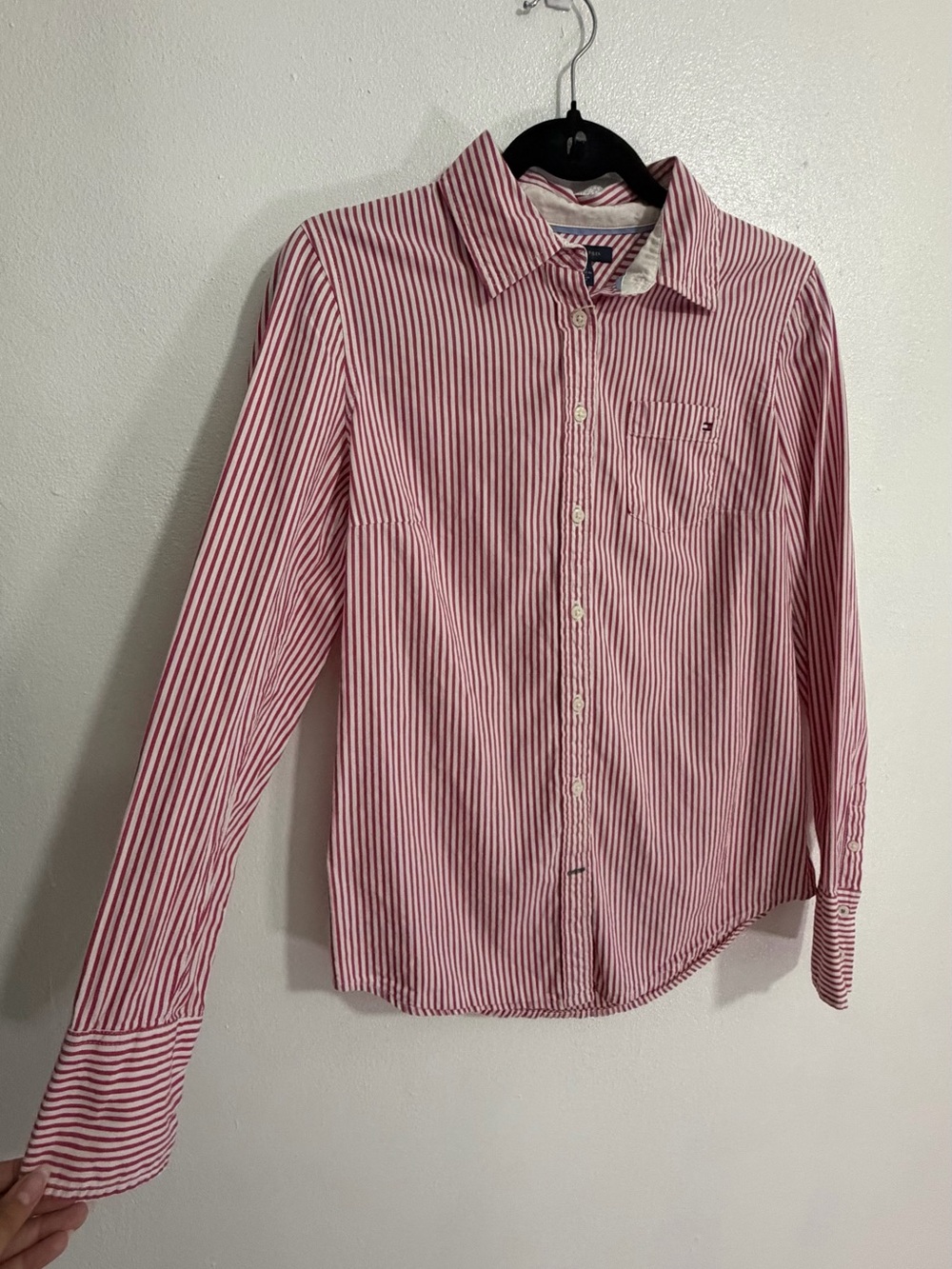 Tommy Hilfiger Red White Striped Button Down Shirt Long Sleeve Size S Preppy